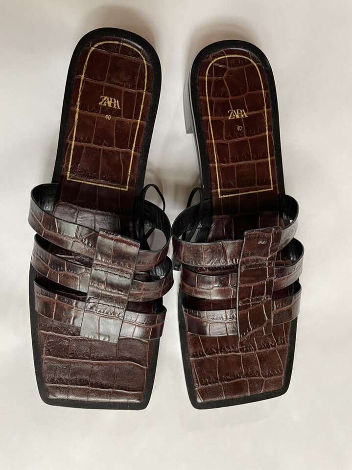 Zara Women Leather Flat Sandals Size 9 In Brown