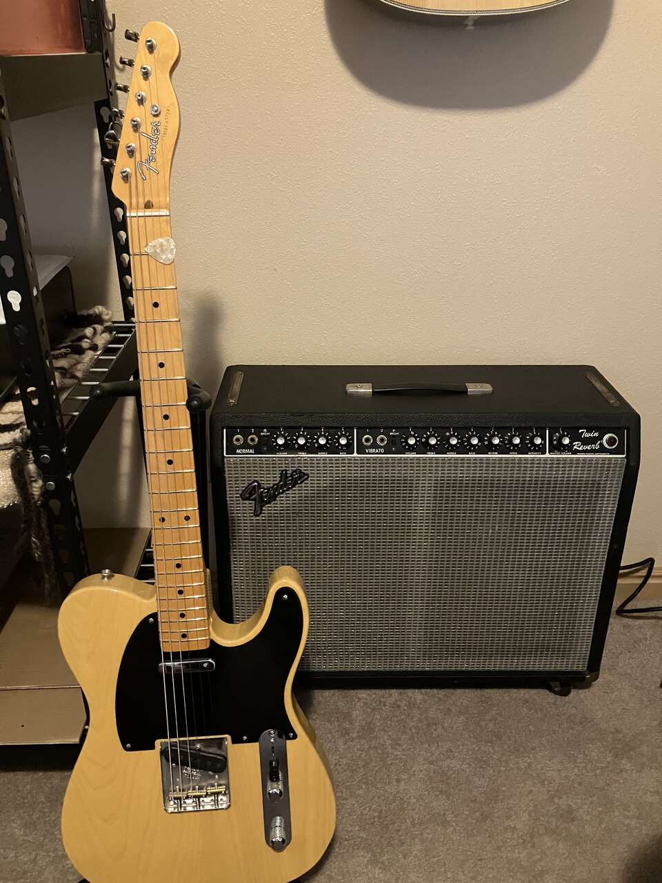 2011 Fender 52 Telecaster USA reissue with 1982 Fender twin reverb amp