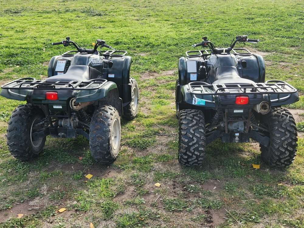 Snow plow with 2 Grizzly … Recreational Vehicles