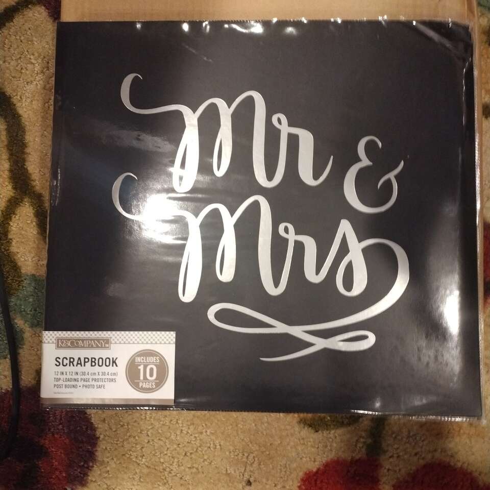 Mr and Mrs. scrap ook