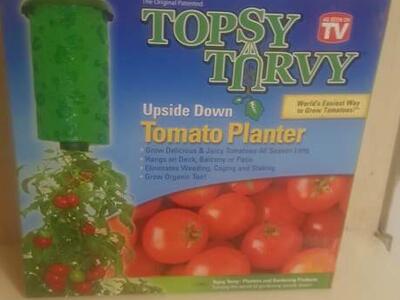 Topsy turvy tomato planter NEW