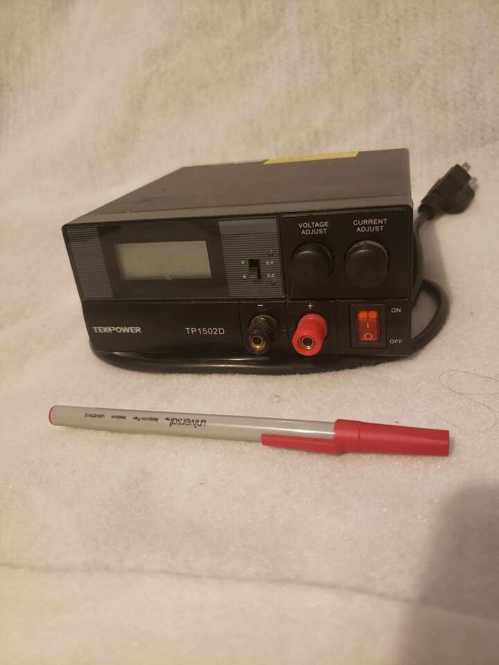 Benchtop power supply