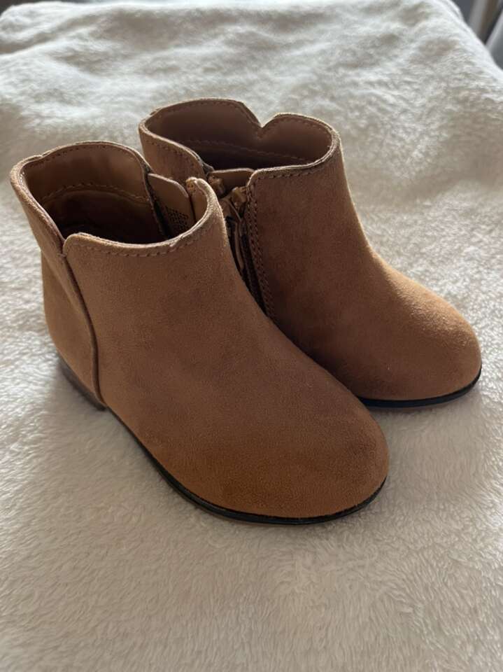 Toddler Girls Size 5T Zipper Boots