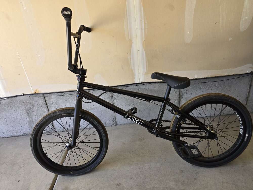 Hyper wizard bmx bike on sale