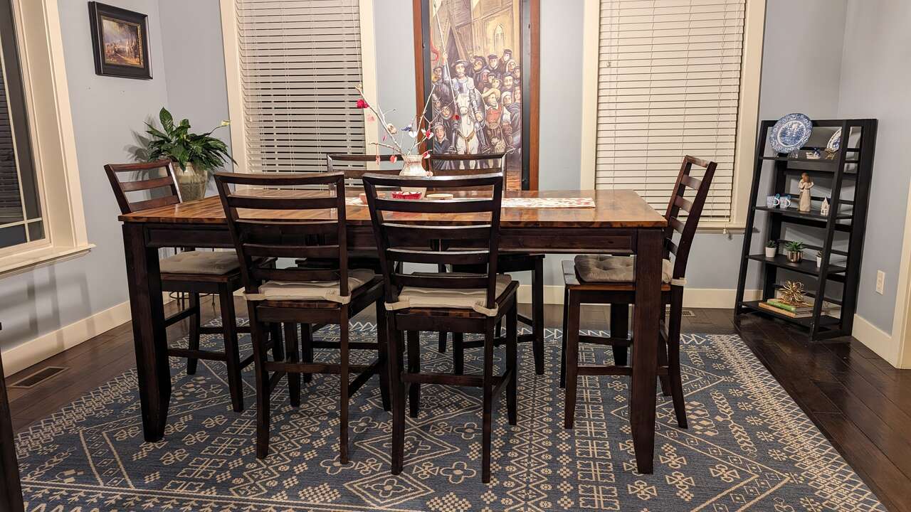 Dining room table and 6 chairs Furniture