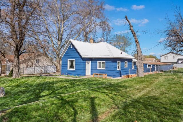 Single Family Home at 2596 4800 South , Roy, UT, 84067