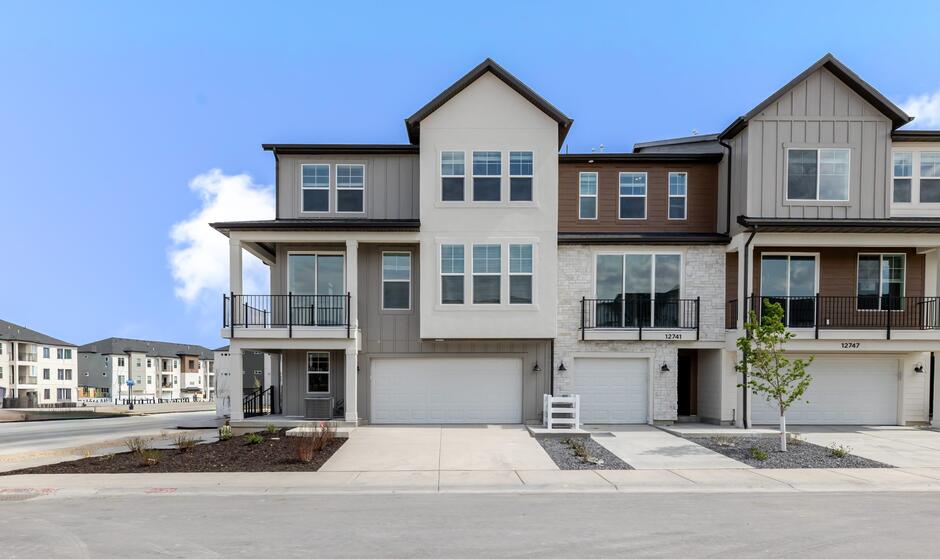 Type F Outer Townhome