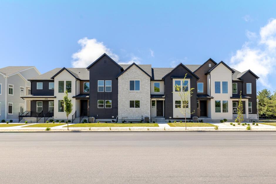 Mountain Ridge Townhomes