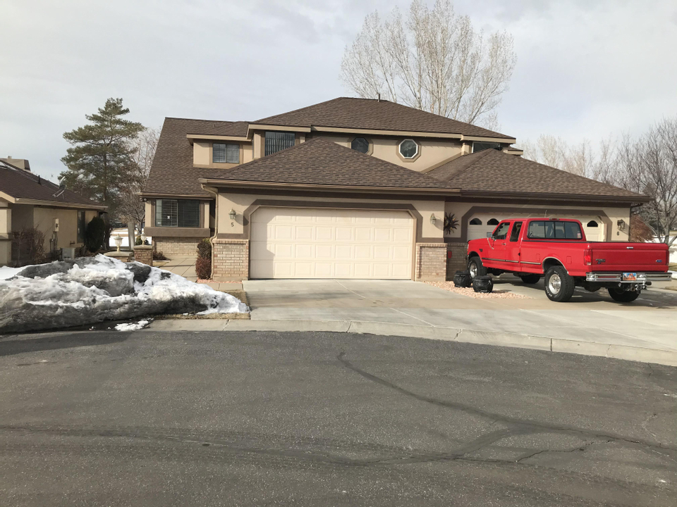 Condo/Multiplex For Rent at 5 Oxford Lane, Pleasant View, UT 84414