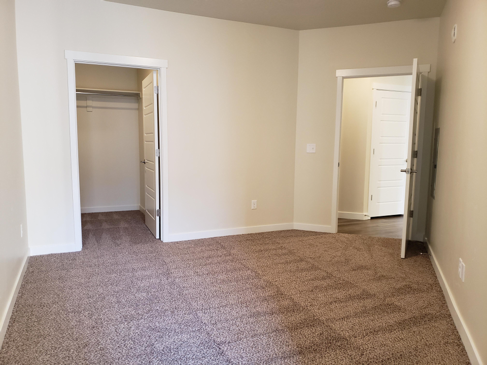 Apartment For Rent at 54 West Fireclay Avenue, Salt Lake City, UT 84107