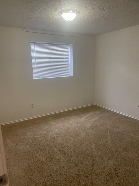 Single Room For Rent at 5508 South 5180 West, Kearns, UT 84118
