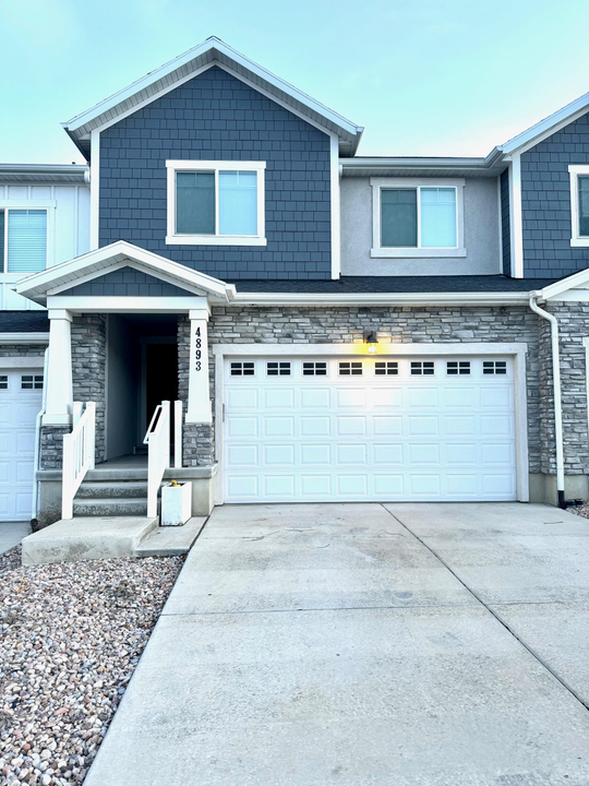 Townhome For Rent at 4893 Spire Way, Herriman, UT 84096