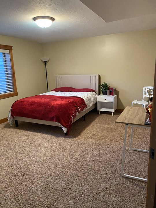 Single Room For Rent at 106 Bamberger Way, Centerville, UT 84014