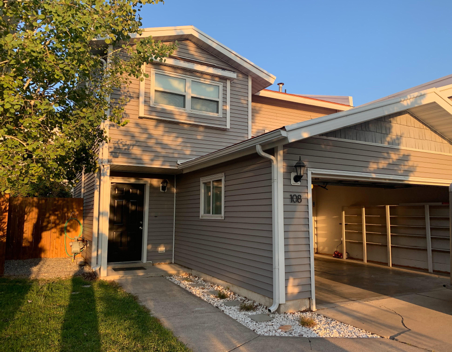 Townhome For Rent at 108 West 1100 North, Logan, UT 84341