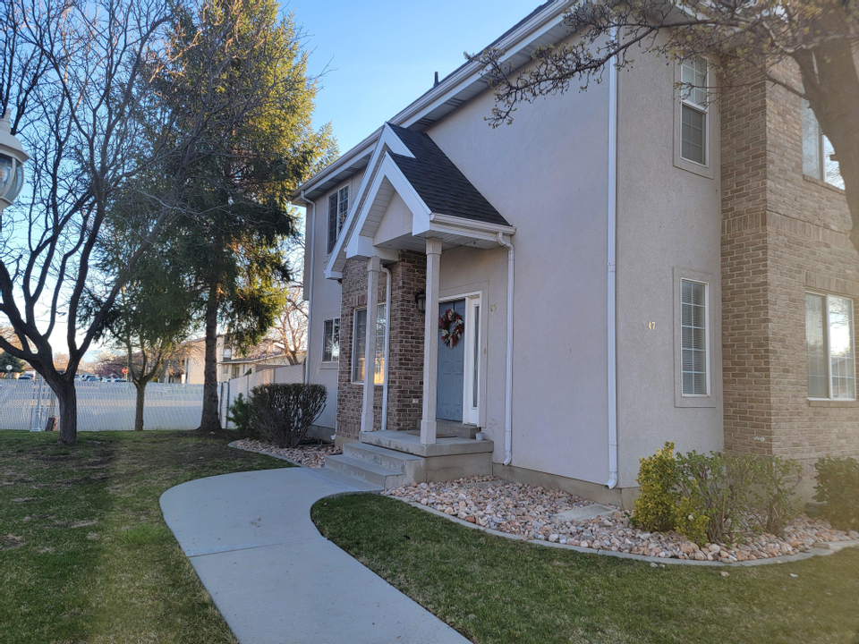 Townhome For Rent at 47 West 680 North, Orem, UT 84057