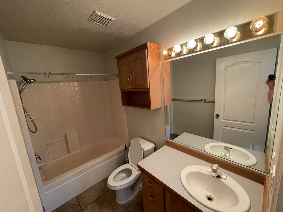 House For Rent at 2072 West 5745 North, Saint UT 84770