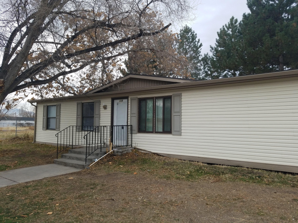 House For Rent at 118 East Main Street, Grantsville, UT 84029