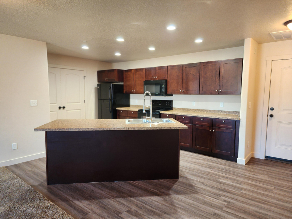 Apartment For Rent at 415 Suncrest Lane, Logan, UT 84341