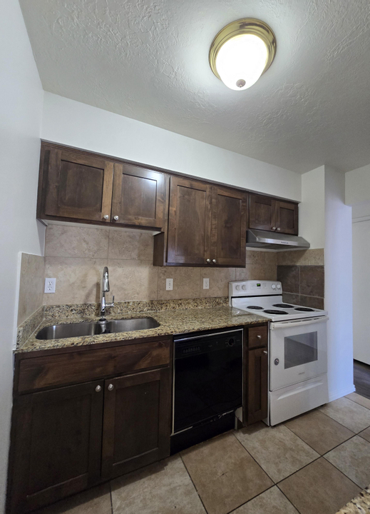 Townhome For Rent at 3443 S. Highway 89 #3, Bountiful, UT 84010