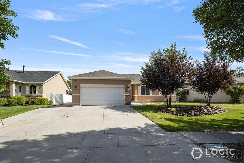 House For Rent at 6952 Hunter Valley Drive, West Valley City, UT 84128