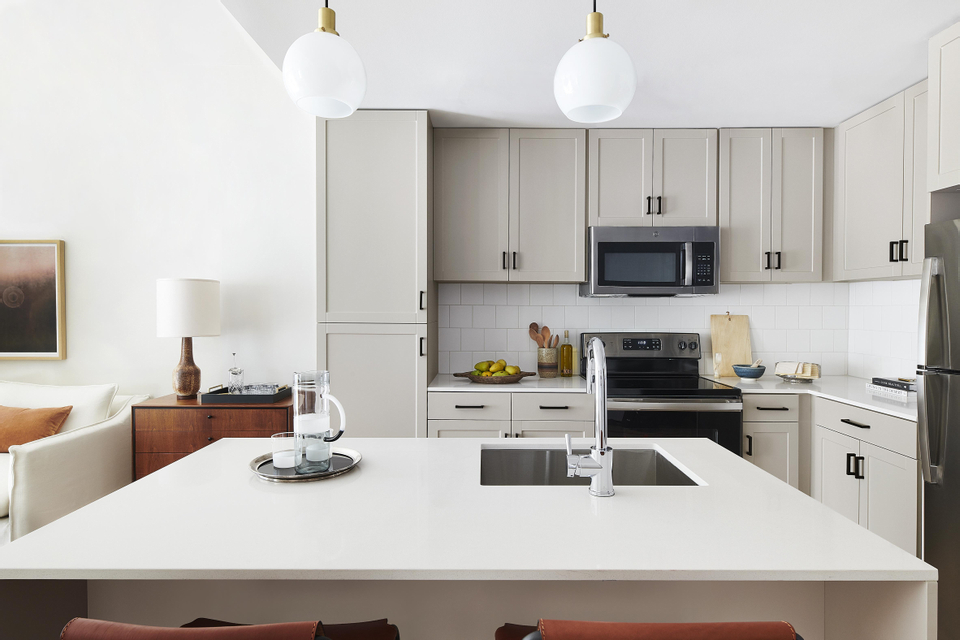 Apartment For Rent at 330 400 South, Salt Lake City, UT 84111