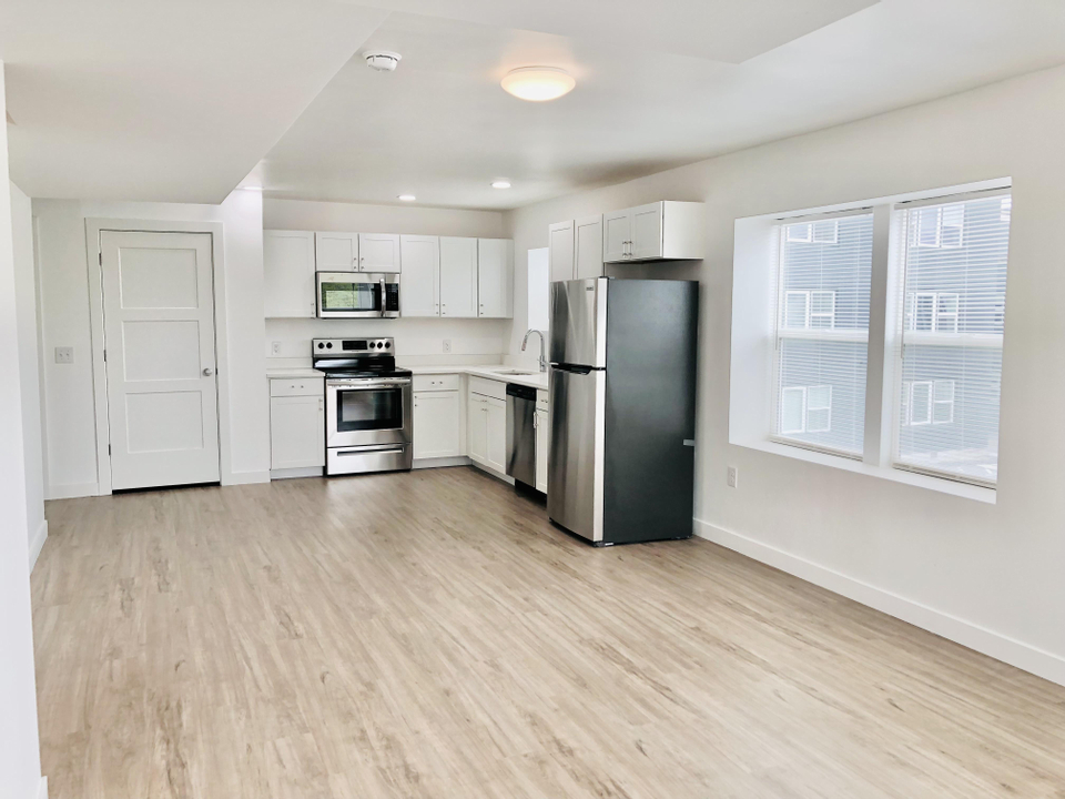 Apartment For Rent at 2015 200 East, Salt Lake City, UT 84115