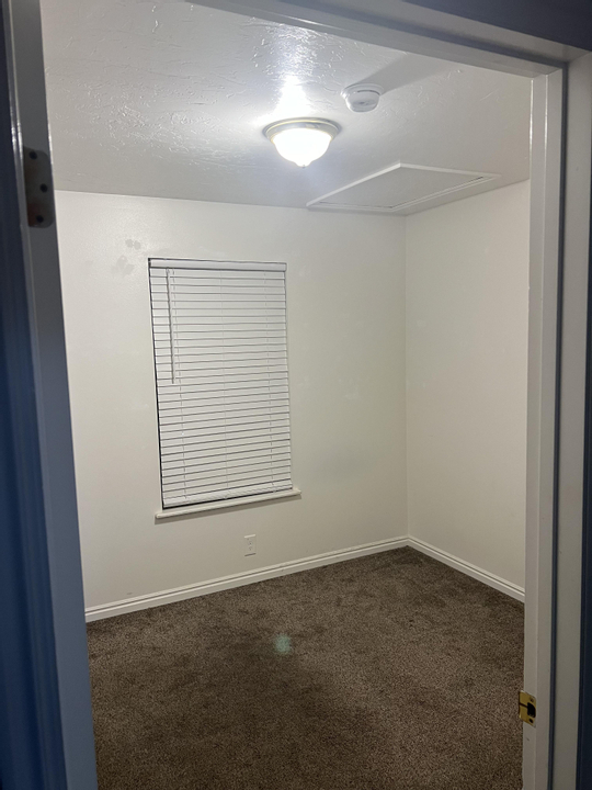 Single Room For Rent at 915 500 West, Provo, UT 84604