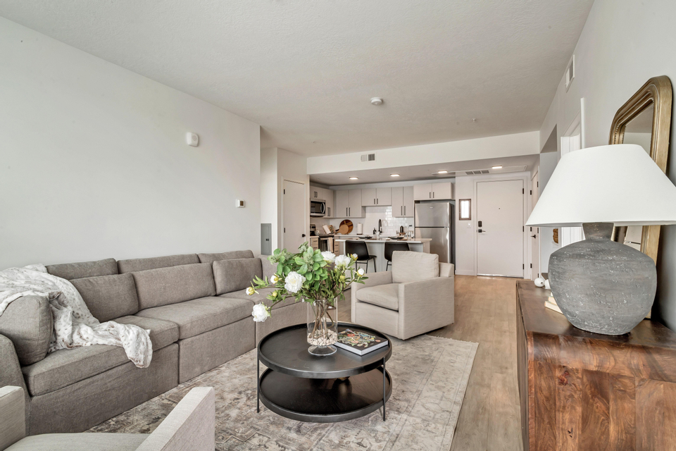 Apartment For Rent at 942 East North Union Avenue, Midvale, UT 84047