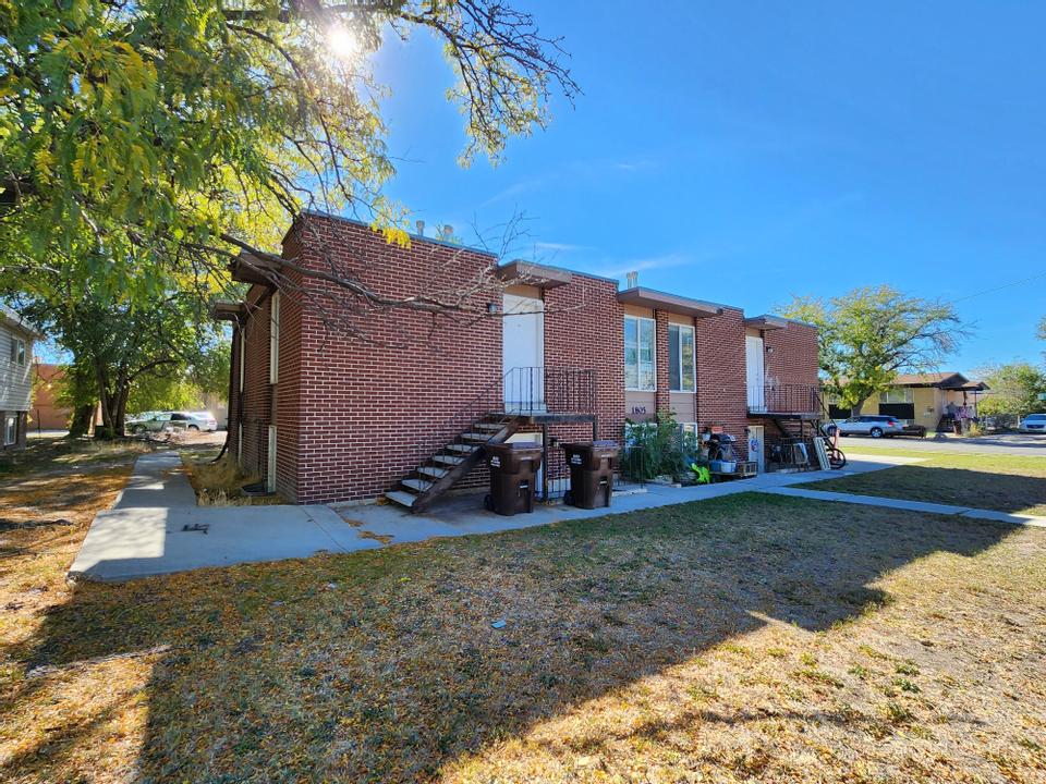 Apartment For Rent at 1805 Shannon Circle, Salt Lake City, UT 84116