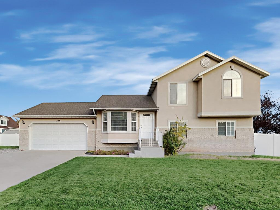 House For Rent at 224 750 West, Layton, UT 84041