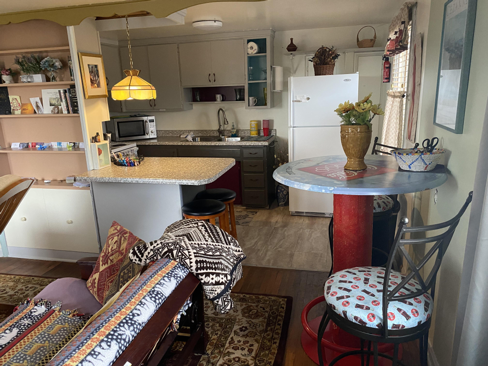 Apartment For Rent at 477 East 10th Avenue, Salt Lake City, UT 84103