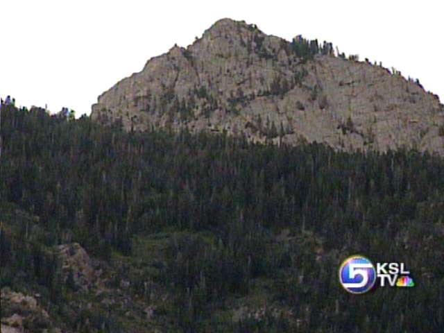 Crews Rescue Hiker Stuck in Neffs Canyon