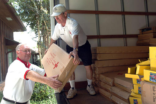 Churches, Charitable Organizations Sending Food to Hurricane Victims