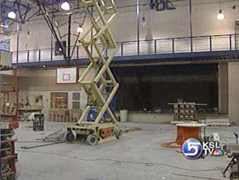 Community Center Sets Daybreak Elementary Apart