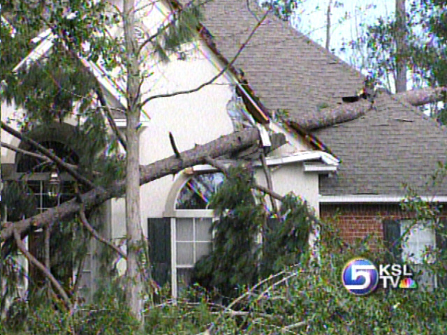 Utah Woman Documents Her Hurricane Experience
