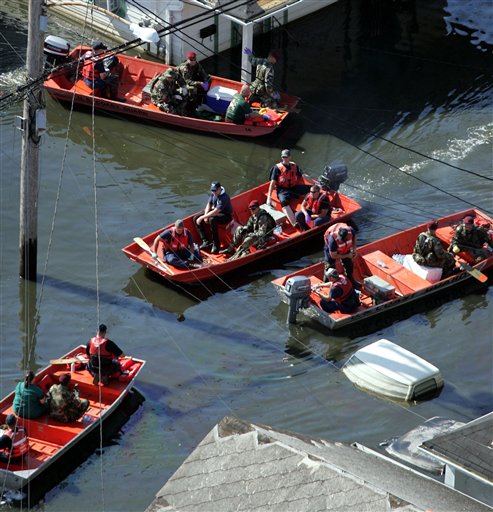 Police, Soldiers Warn New Orleans Holdouts 