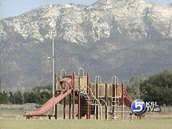 Cell Phone Tower at School Has Some Parents Upset