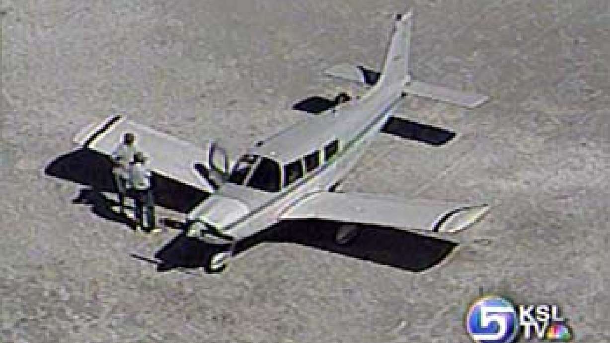 Plane Carrying Two People Suffers Hard Landing