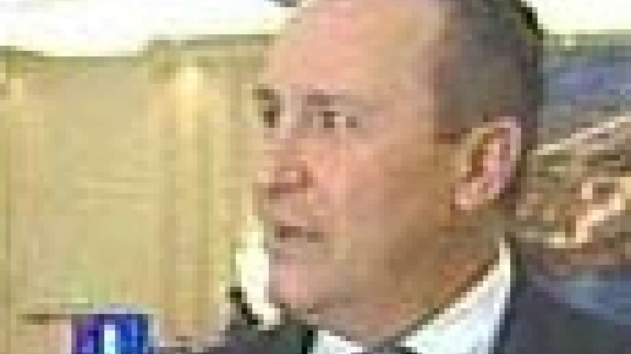 Shurtleff Opposes Bill Superseding States on Food Safety