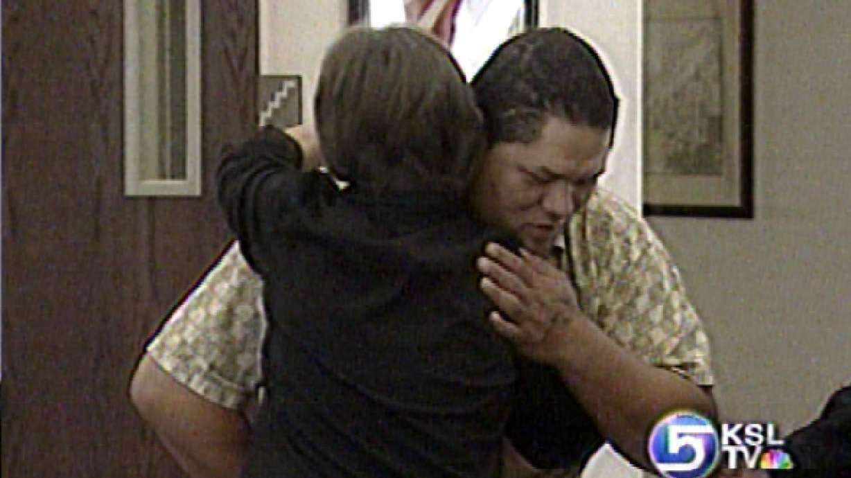 Man Rewarded for Helping Catch Suspect