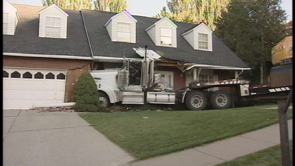 Truck Rolls Into House in Bountiful