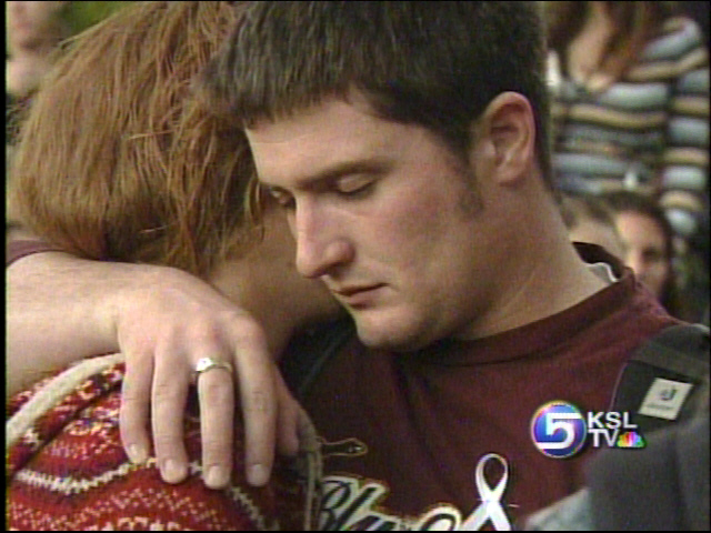 Students Honor Accident Victims in Candlelight Vigil