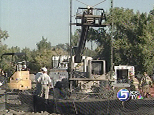 Worker Injured When Forklift Hits Power Lines