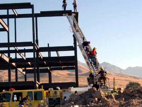 Construction Accident Kills Steelworker