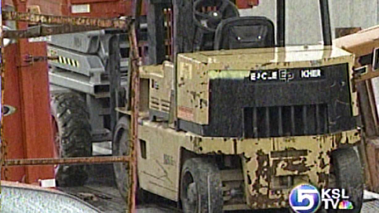 Construction Worker Pinned by Forklift, Dies