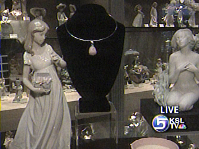 Pink Lladro Collection Supporting Breast Cancer Foundation