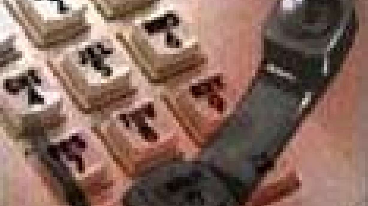 Layton Looking for Unlisted Numbers