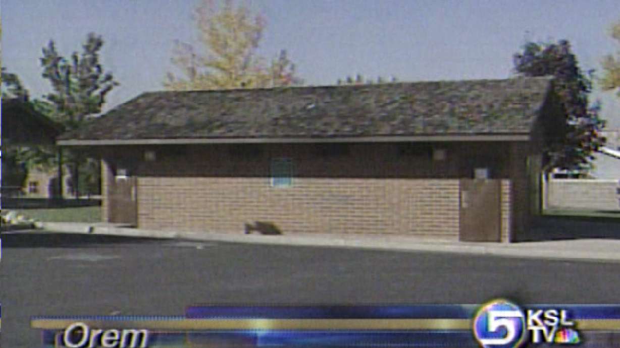 Police Investigate Restroom Fire at Park