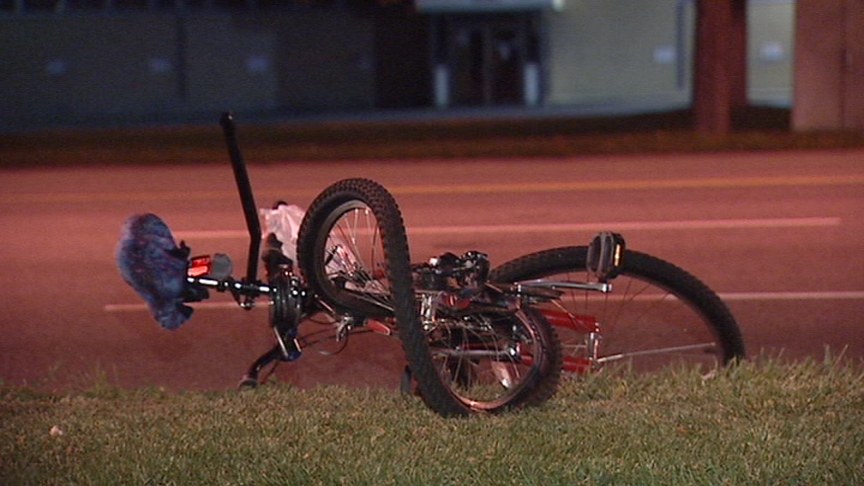 Bicyclist Critically Injured in Hit and Run, Cabbie Praised for Helping