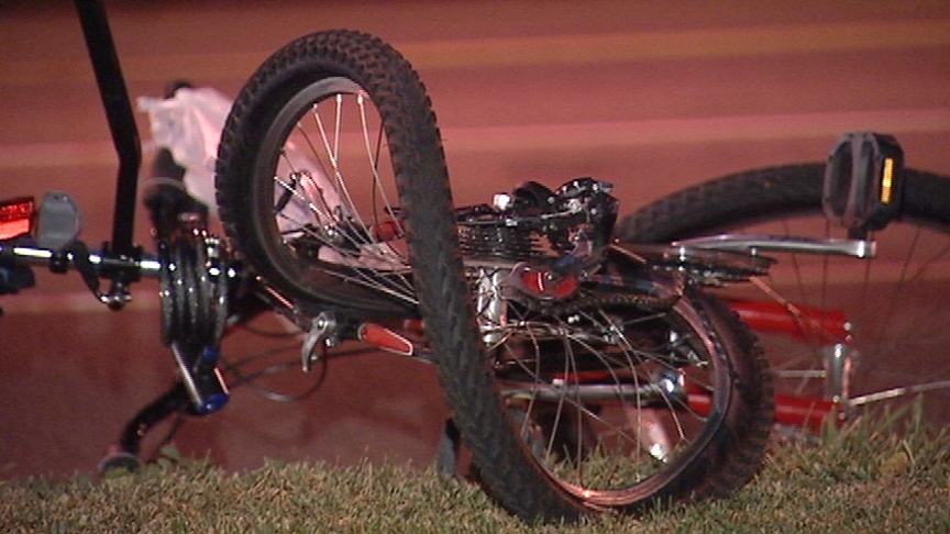 Bicyclist Critically Injured in Hit and Run, Cabbie Praised for Helping